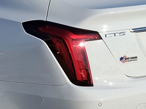 Used 2025 Cadillac CT5 Premium Luxury RWD image 7