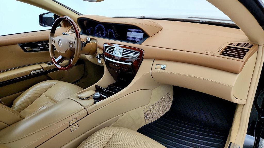 Used 2010 Mercedes-Benz CL 550 4MATIC image 24