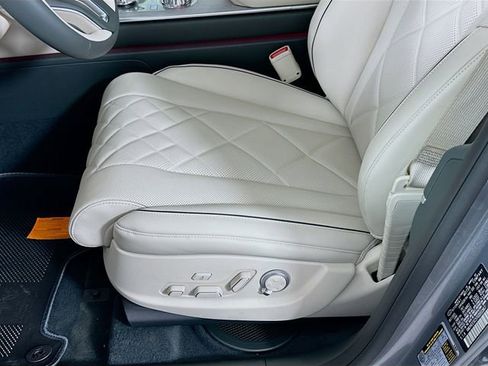 New 2026 Genesis GV80 3.5T Prestige image 21