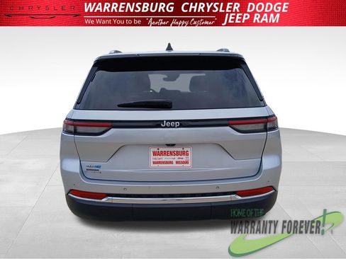 Used 2024 Jeep Grand Cherokee Limited 4xe AWD/4WD image 5