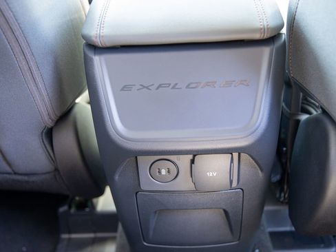 New 2026 Ford Explorer Active AWD/4WD image 17