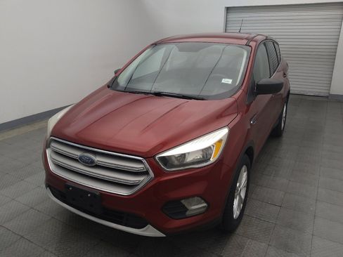Used 2019 Ford Escape SE FWD image 15