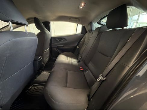 Used 2024 Toyota Prius LE FWD image 10