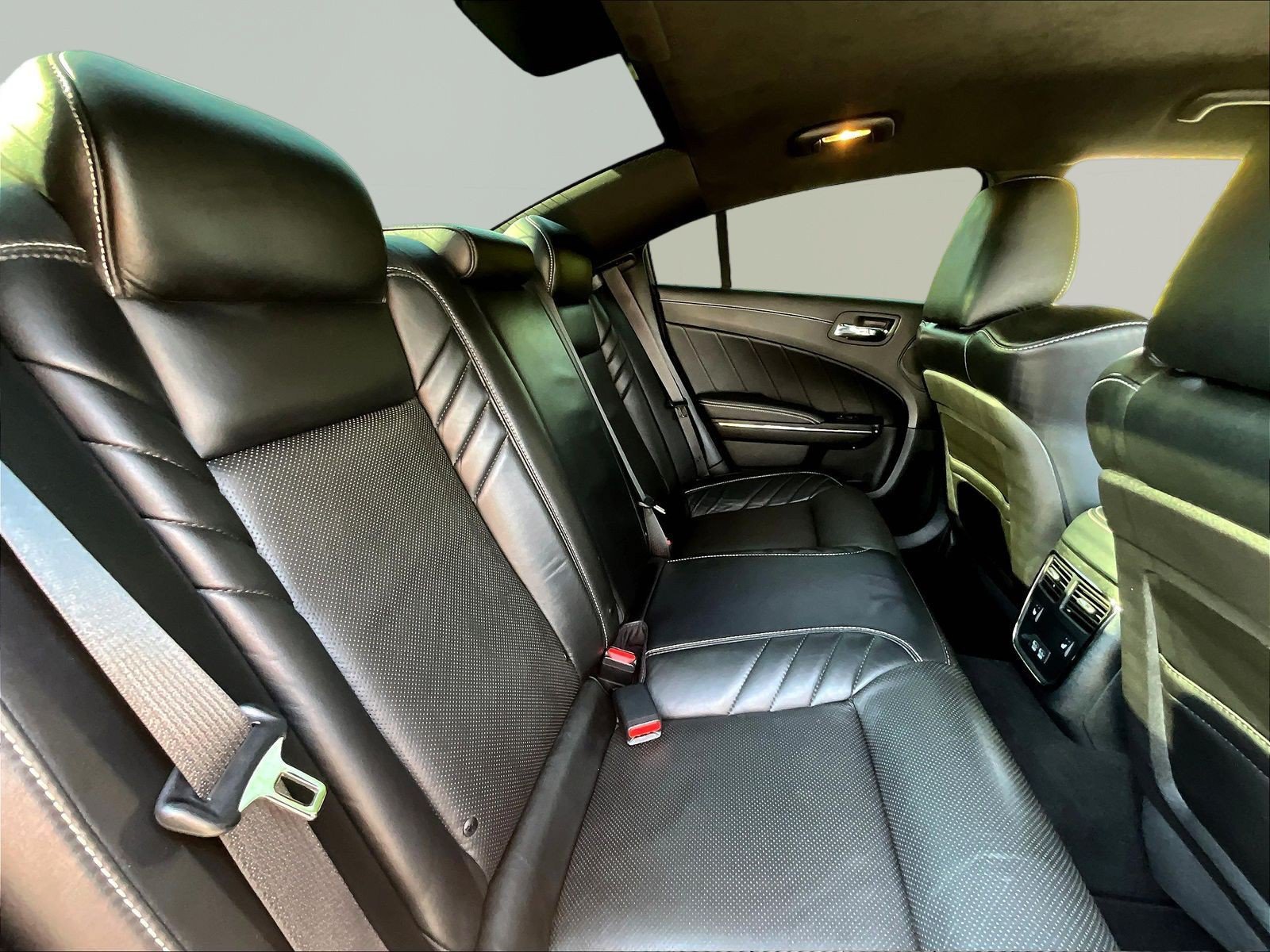 Used 2023 Dodge Charger SRT Hellcat w/ Harman/Kardon Audio Group RWD image 25