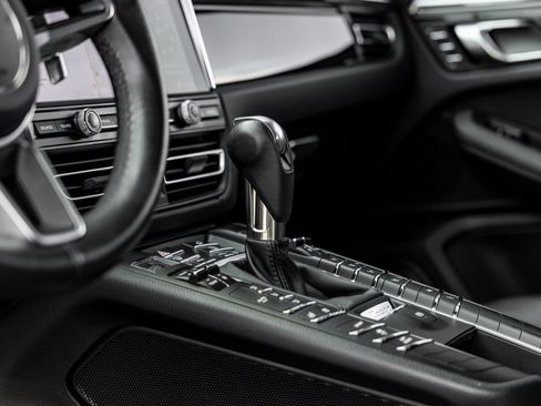 Used 2021 Porsche Macan S image 23