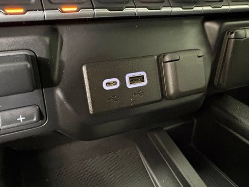 Used 2020 Chevrolet Silverado 2500 High Country w/ Z71 Off-Road Package AWD/4WD image 42