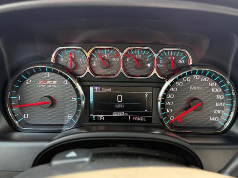 Used 2018 Chevrolet Silverado 1500 LT w/ All Star Edition AWD/4WD image 7