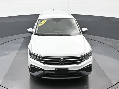Used 2024 Volkswagen Tiguan Wolfsburg Edition AWD/4WD image 34