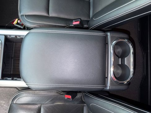 Used 2018 Nissan Titan PRO-4X w/ Pro-4x Convenience Package image 27