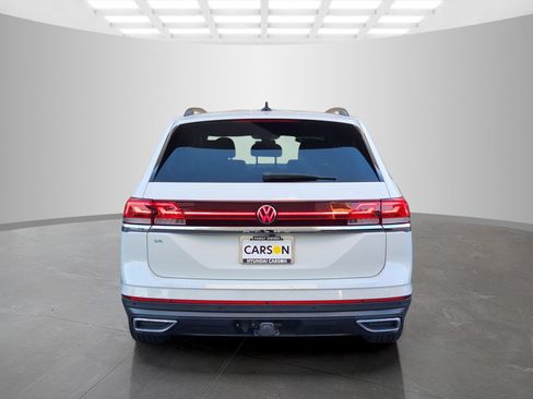 Used 2024 Volkswagen Atlas SE FWD image 6