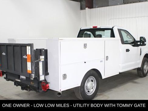 Used 2017 Ford F250 XL w/ Power Equipment Group RWD image 35
