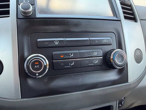 Used 2019 Nissan Frontier SV AWD/4WD image 40