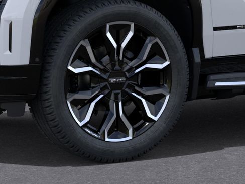 New 2026 GMC Sierra EV Denali AWD/4WD image 9