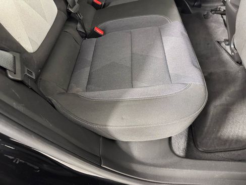 Used 2025 Chevrolet Trax LS w/ LS Convenience Package image 29