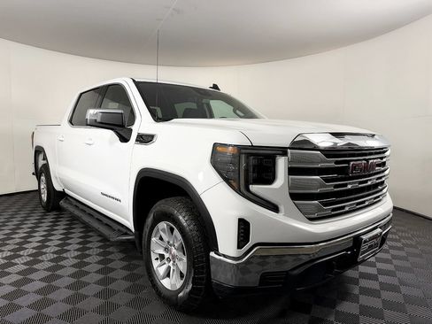 Used 2023 GMC Sierra 1500 SLE AWD/4WD image 6