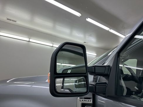 Used 2022 Ford F250 Lariat w/ Lariat Ultimate Package image 17