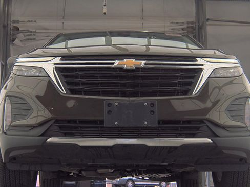 Used 2023 Chevrolet Equinox LT AWD/4WD image 7
