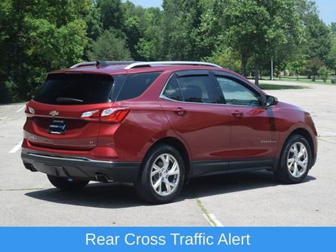 Used 2018 Chevrolet Equinox LT FWD image 26