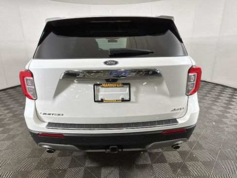 Used 2023 Ford Explorer Limited w/ Limited Technology Package AWD/4WD image 3