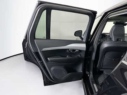 Used 2023 Volvo XC90 B5 Core w/ Protection Package Premier image 27