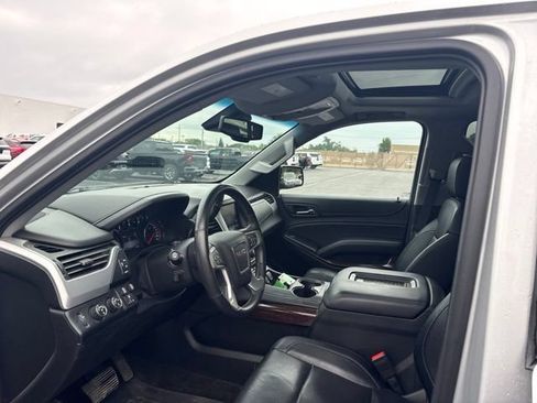 Used 2015 GMC Yukon SLT w/ Open Road Package AWD/4WD image 12