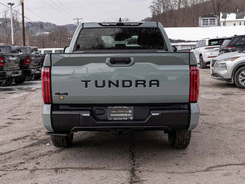 Used 2024 Toyota Tundra Limited image 5