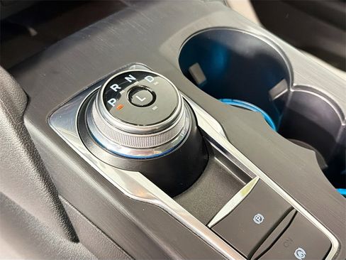 Used 2020 Ford Escape Titanium image 16