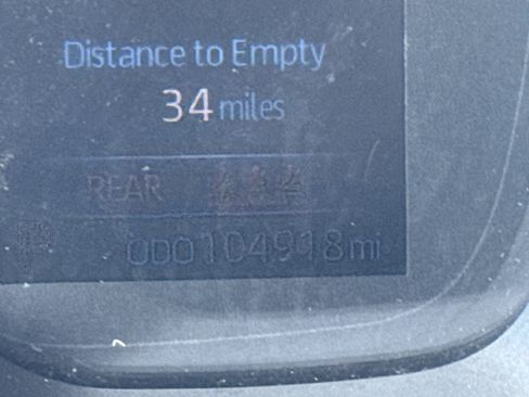 Used 2021 Toyota Corolla LE image 22