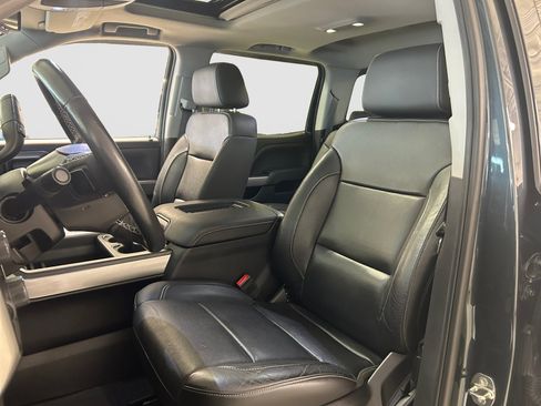 Used 2018 Chevrolet Silverado 1500 LTZ Z71 w/ LTZ Plus Package AWD/4WD image 13