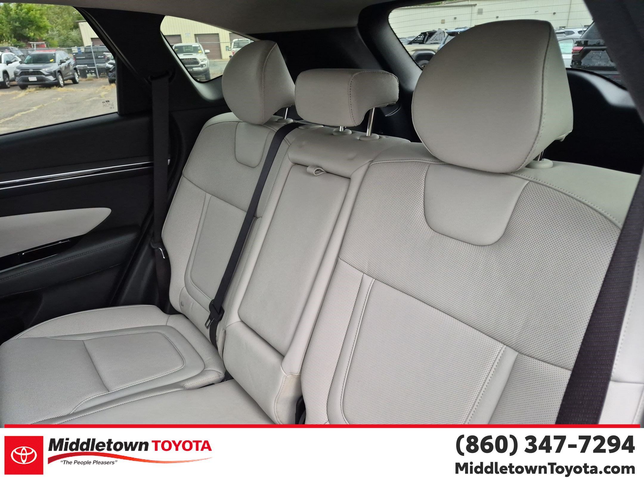 Used 2023 Hyundai Tucson Limited w/ Cargo Package AWD/4WD image 35