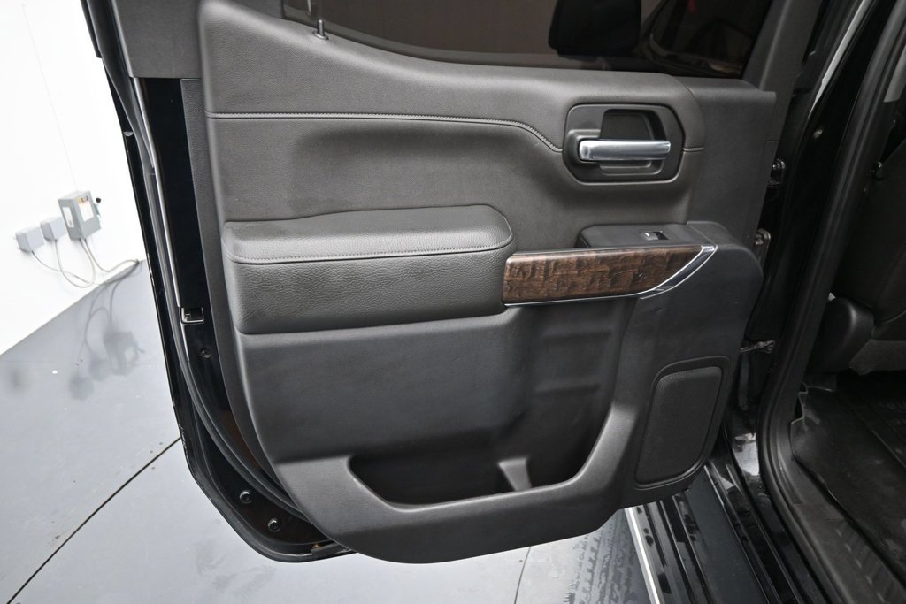 Used 2019 GMC Sierra 1500 Denali w/ Denali Ultimate Package AWD/4WD image 16