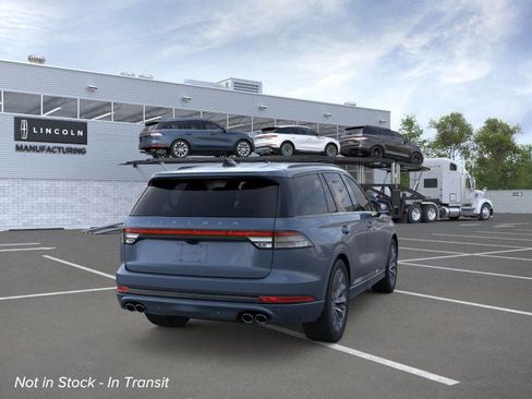 New 2026 Lincoln Aviator AWD image 8