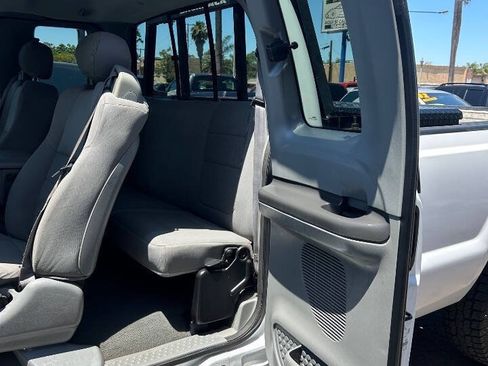 Used 2006 Ford F250 XLT RWD image 12