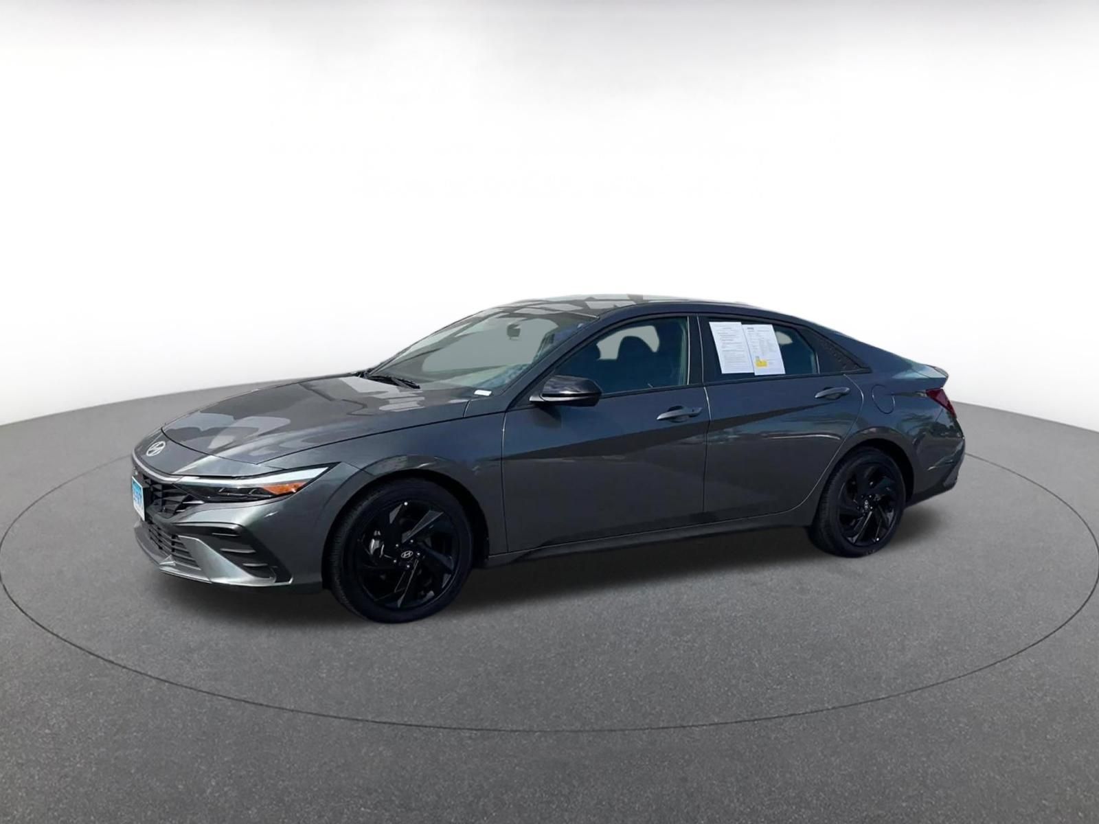 Used 2026 Hyundai Elantra Sport FWD image 7