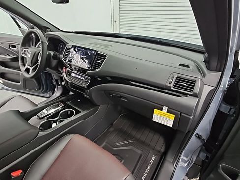 New 2026 Honda Ridgeline Black Edition image 42