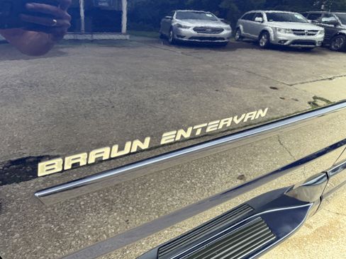 Used 2013 Dodge Grand Caravan SE FWD image 10
