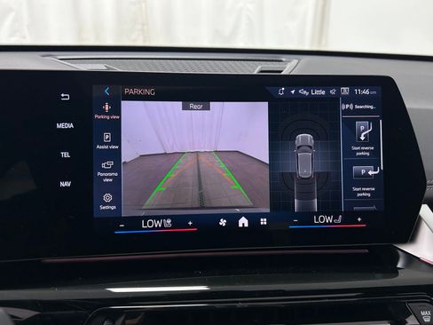 Used 2025 BMW X1 xDrive28i w/ Convenience Package image 16