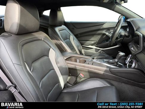 Used 2016 Chevrolet Camaro LT image 17