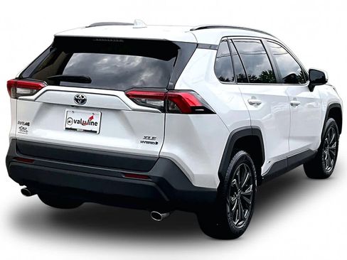 Certified 2023 Toyota RAV4 XLE Premium AWD/4WD image 13