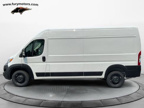 Used 2025 RAM ProMaster 2500 w/ Convenience Group image 30
