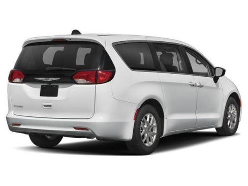 Used 2024 Chrysler Voyager LX FWD image 2
