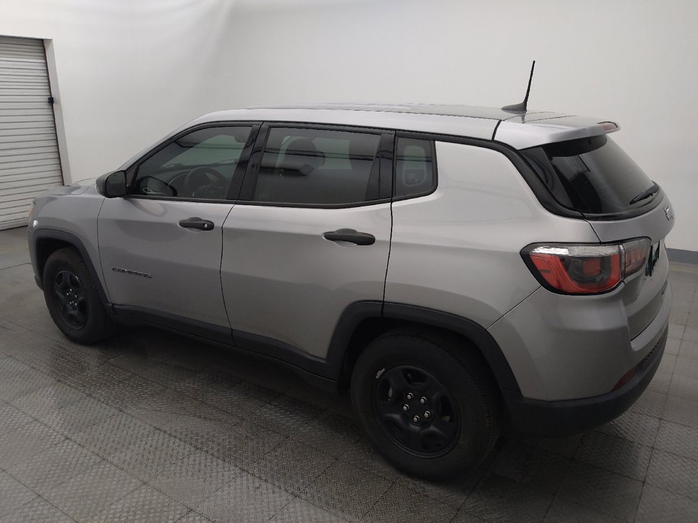 Used 2019 Jeep Compass Sport FWD image 3