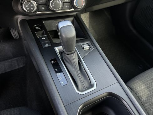 Certified 2025 Nissan Kicks S image 16