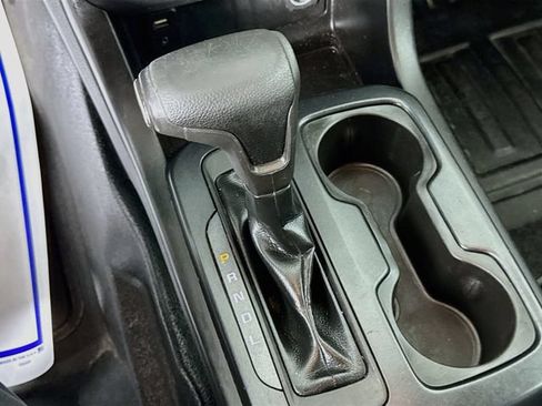 Used 2018 Chevrolet Colorado W/T RWD image 17