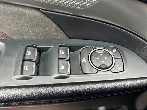 Used 2018 Ford Explorer XLT w/ Equipment Group 202A image 36