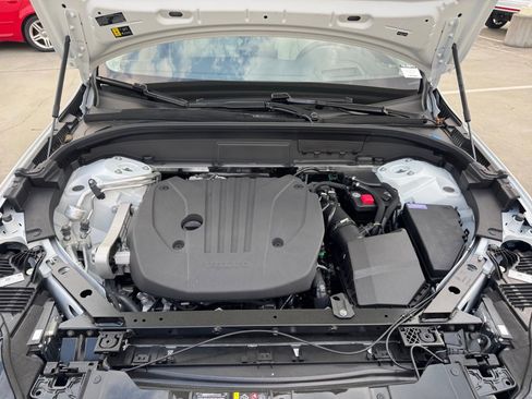 New 2026 Volvo XC60 B5 Ultra w/ Protection Package Premier AWD/4WD image 16
