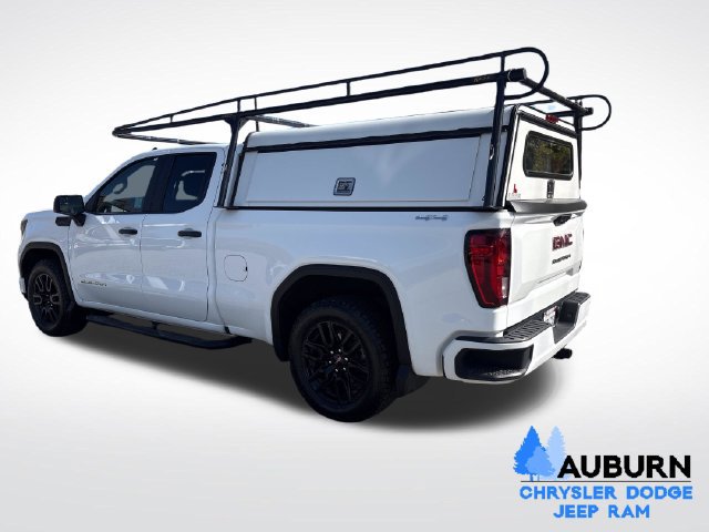 Used 2024 GMC Sierra 1500 Pro w/ Graphite Edition AWD/4WD image 3