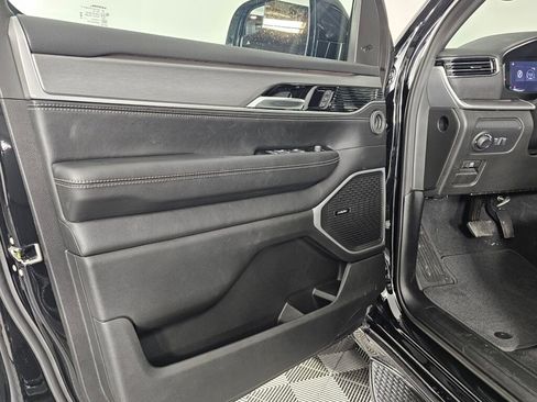 New 2026 Jeep Grand Wagoneer L Limited w/ Rear Seat Video Group I AWD/4WD image 20