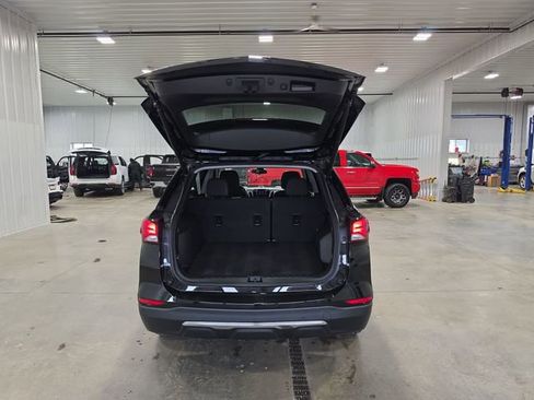 Used 2023 Chevrolet Equinox LT AWD/4WD image 25