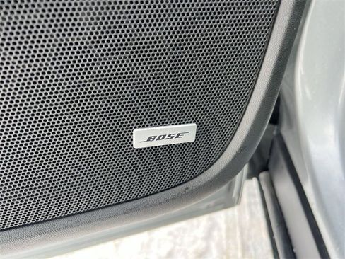 Used 2024 GMC Terrain Denali w/ Denali Premium Package image 25